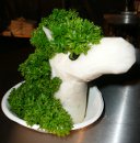 Pferd aus Petersilie und Rhettich
